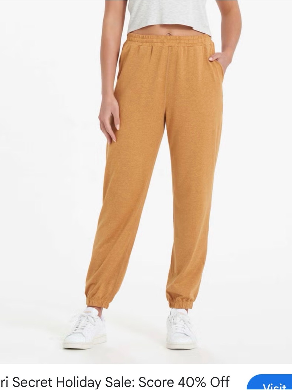 Vuori Halo Crop Tank + Boyfriend Jogger Matching Set – Small
